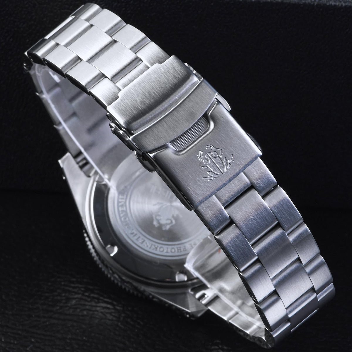 Chronograph Watch Sapphire Crystal Waterproof 100M O26753