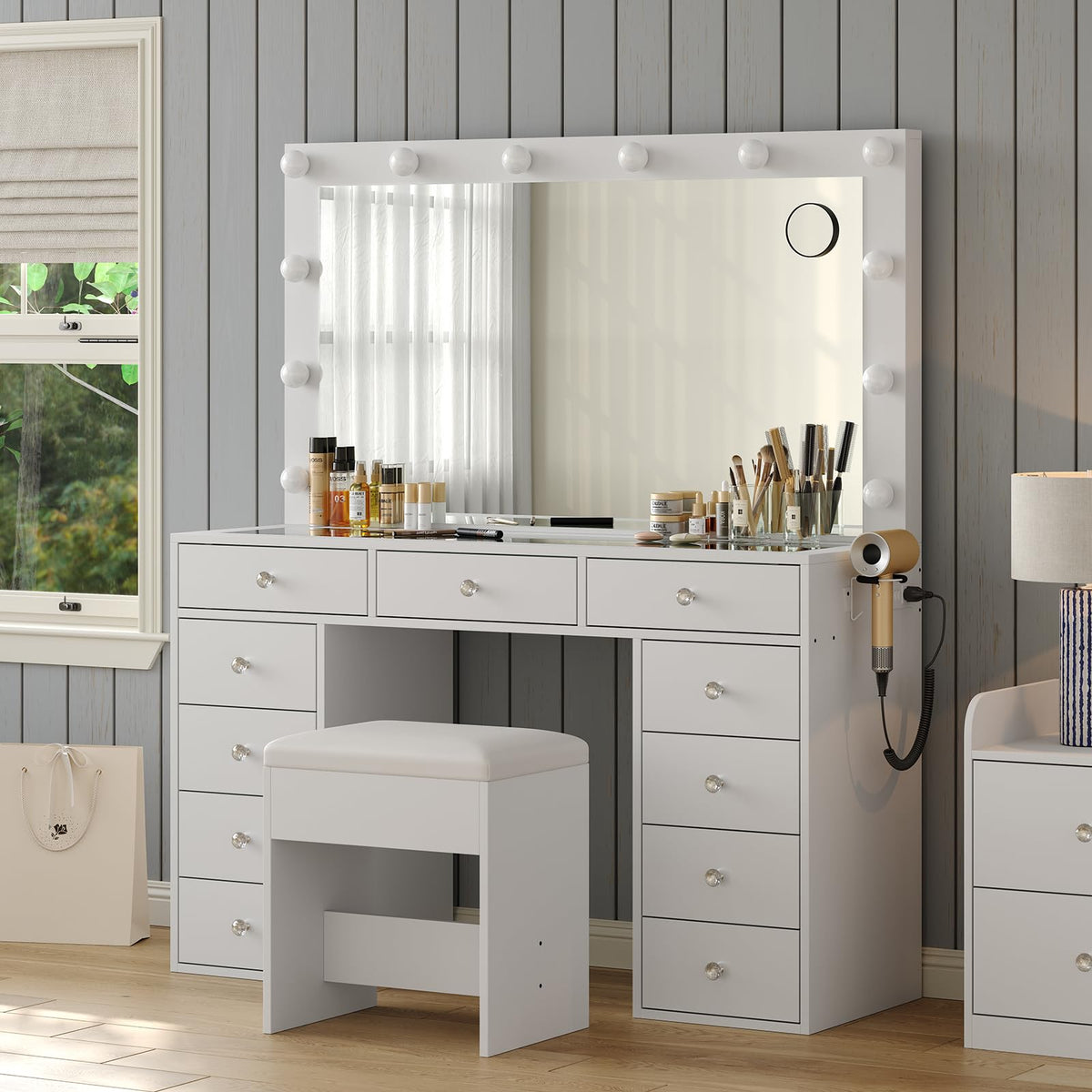 White Vanity Desk with Mirror and Chair Y846648