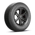 On and Off-Road Tire 225/60R17 99H Y64880